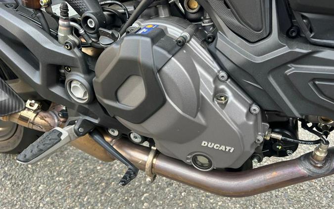 2024 Ducati Monster+ 937