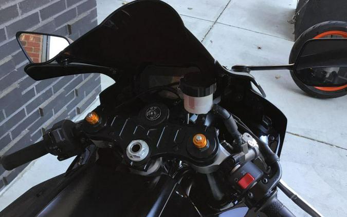 Used 2025 Yamaha YZF R7