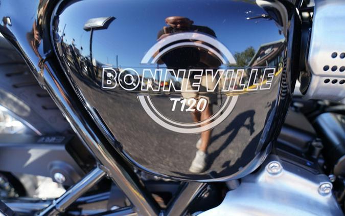 2026 Triumph Bonneville T120 Base