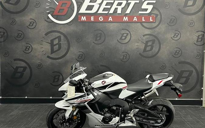 2026 Honda® CBR1000RR