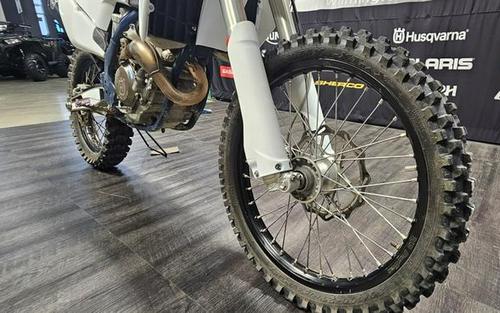 2022 Husqvarna® FC 350