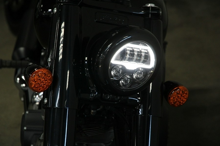 2022 INDIAN CHIEF BOBBER