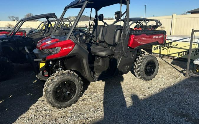 2024 Can-Am Defender XT HD10