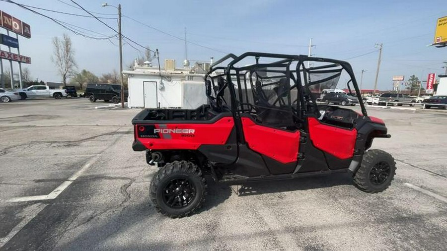 2024 Honda® Pioneer 1000-6 Deluxe Crew