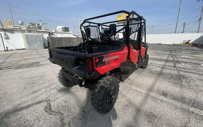 2024 Honda® Pioneer 1000-6 Deluxe Crew