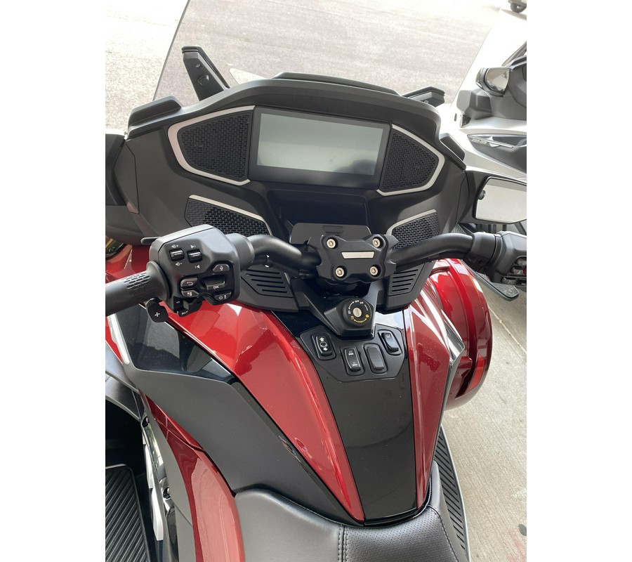 2024 Can-Am SPYDER RT LIMITED SE6