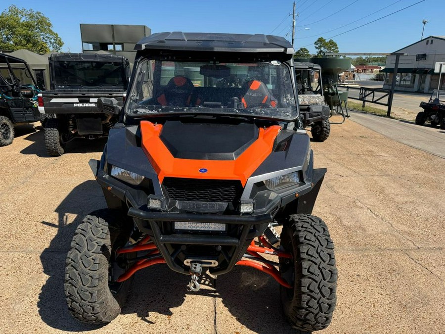 2018 Polaris Industries Polaris GENERAL™ 1000 EPS Deluxe - Titanium Metallic