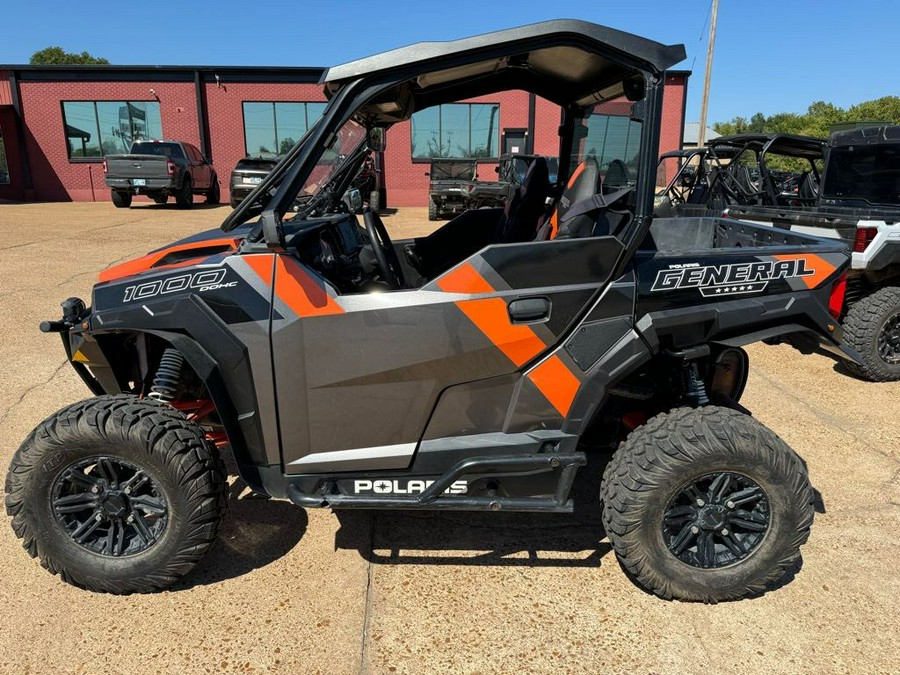 2018 Polaris Industries Polaris GENERAL™ 1000 EPS Deluxe - Titanium Metallic