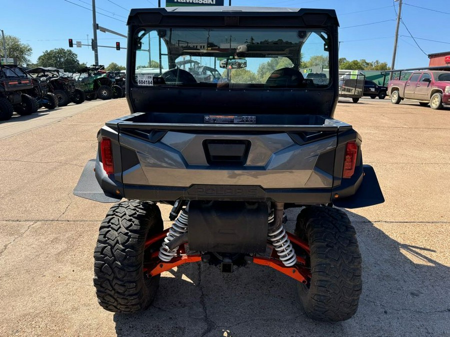 2018 Polaris Industries Polaris GENERAL™ 1000 EPS Deluxe - Titanium Metallic