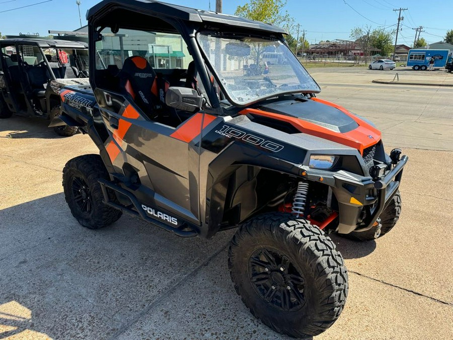 2018 Polaris Industries Polaris GENERAL™ 1000 EPS Deluxe - Titanium Metallic