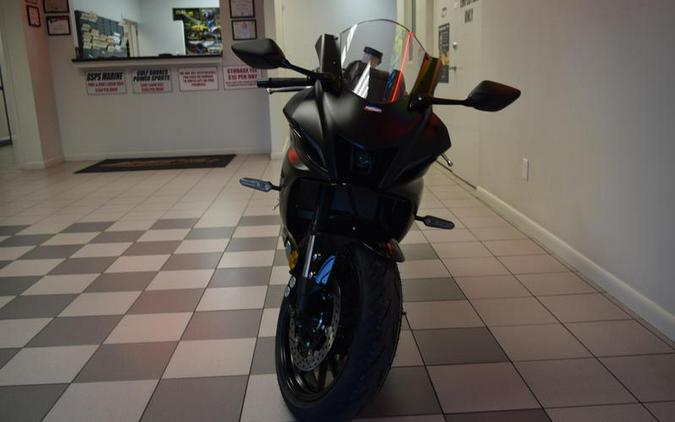 2025 Yamaha YZF-R7