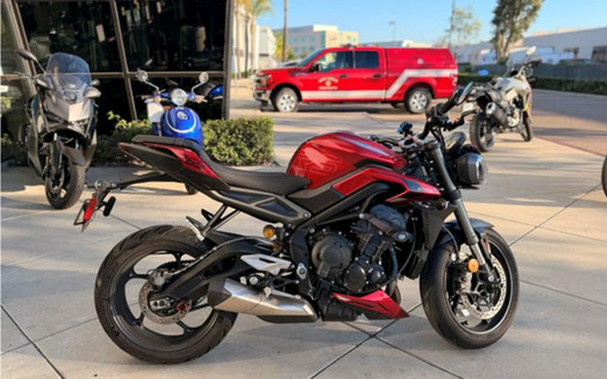 2025 Triumph Street Triple 765 RS Carnival Red RS