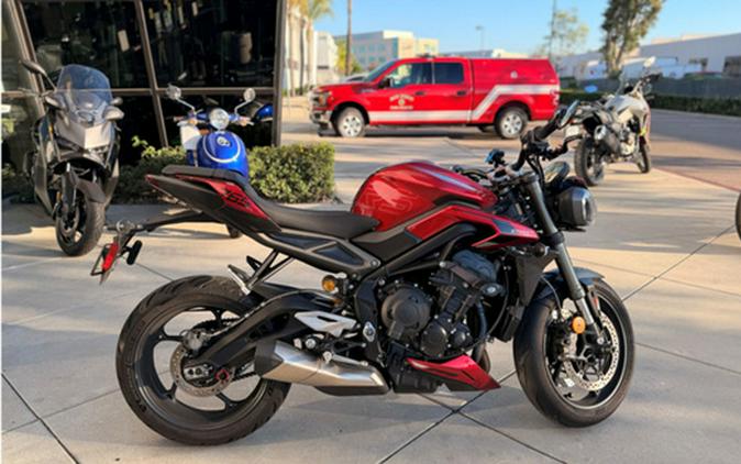 2025 Triumph Street Triple 765 RS Carnival Red RS