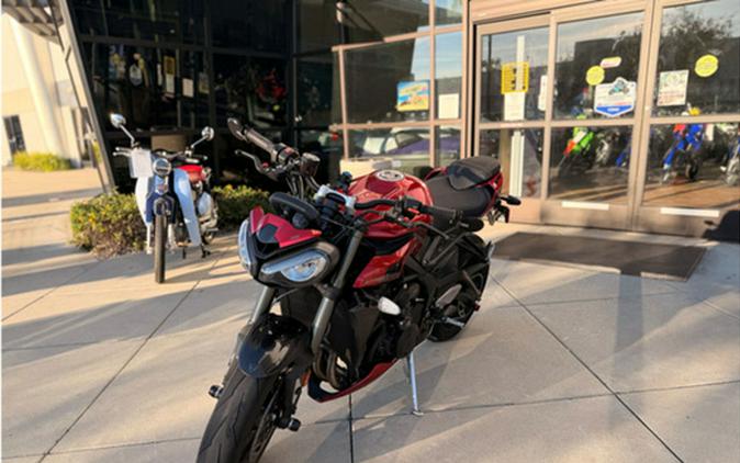 2025 Triumph Street Triple 765 RS Carnival Red RS