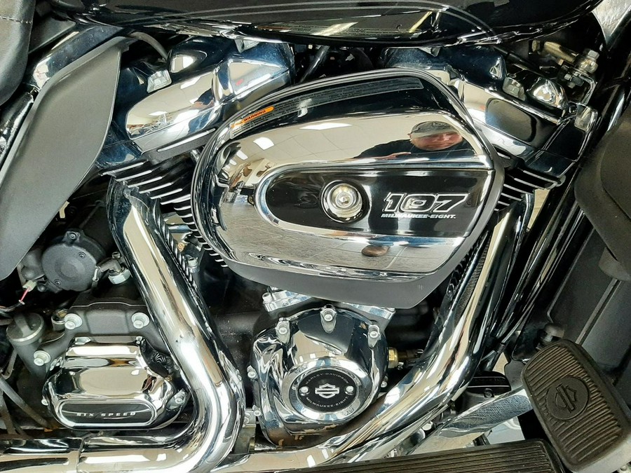 2019 Harley-Davidson® Electra Glide Ultra Classic FLHTCU