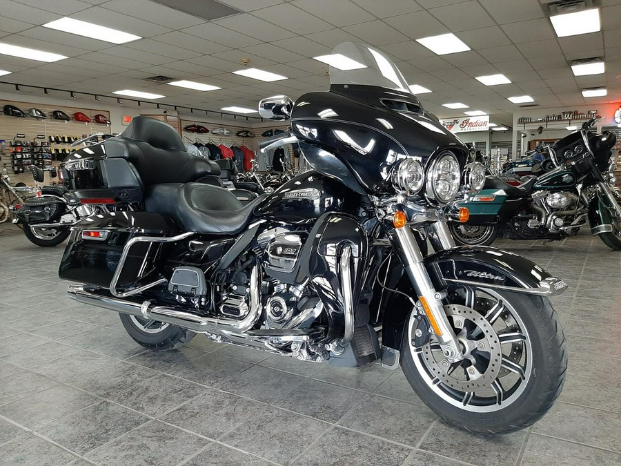 2019 Harley-Davidson® Electra Glide Ultra Classic FLHTCU