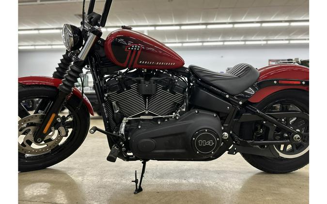 2023 Harley-Davidson® Softail® Street Bob® 114