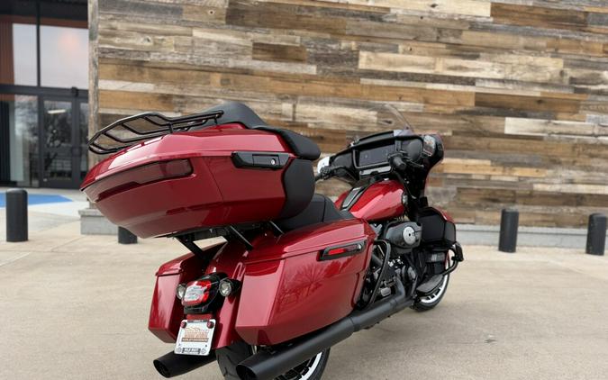 2026 Harley-Davidson® Street Glide Limited Brilliant Red Black Trim