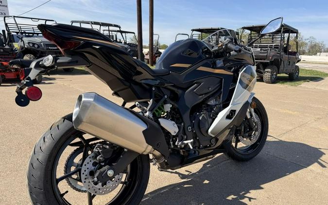2026 Kawasaki Ninja® ZX™-4RR ABS