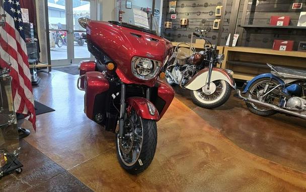 2025 Indian Motorcycle® Roadmaster® PowerPlus Limited Sunset Red Metallic
