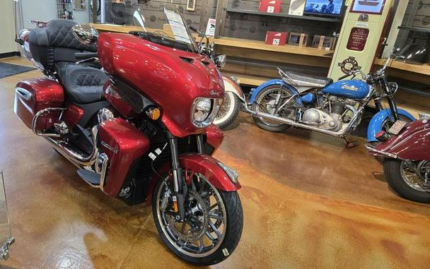 2025 Indian Motorcycle® Roadmaster® PowerPlus Limited Sunset Red Metallic