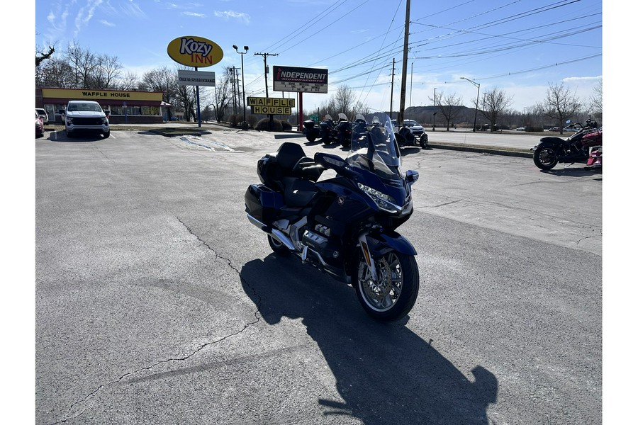 2018 Honda Gold Wing Tour - Pearl Hawkseye Blue