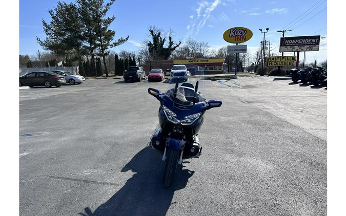 2018 Honda Gold Wing Tour - Pearl Hawkseye Blue