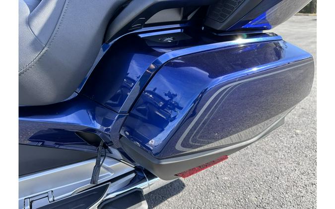 2018 Honda Gold Wing Tour - Pearl Hawkseye Blue