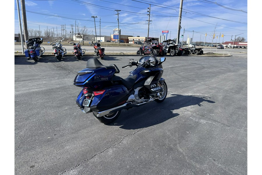 2018 Honda Gold Wing Tour - Pearl Hawkseye Blue