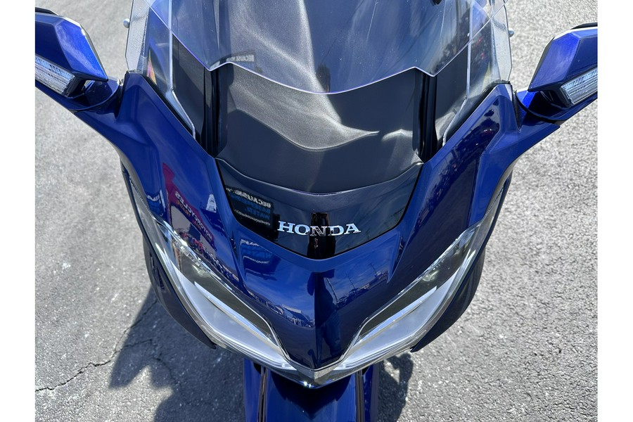 2018 Honda Gold Wing Tour - Pearl Hawkseye Blue