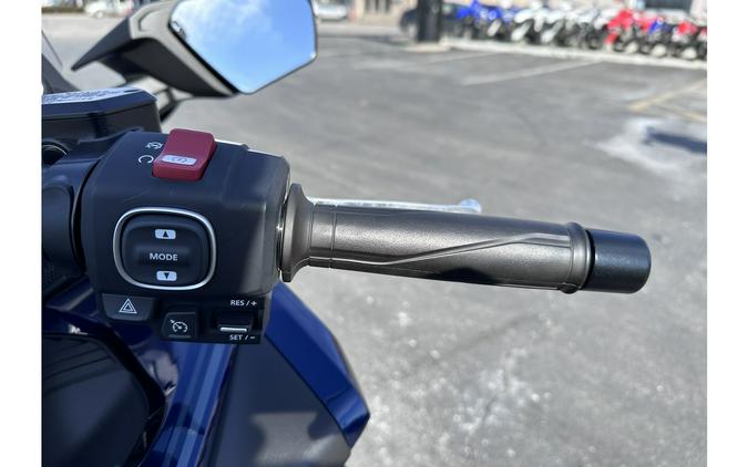 2018 Honda Gold Wing Tour - Pearl Hawkseye Blue