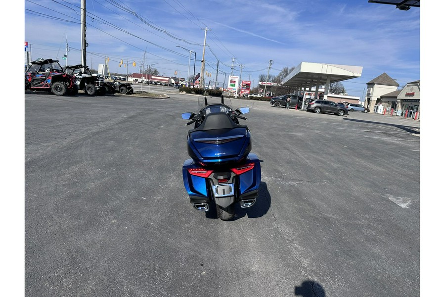 2018 Honda Gold Wing Tour - Pearl Hawkseye Blue