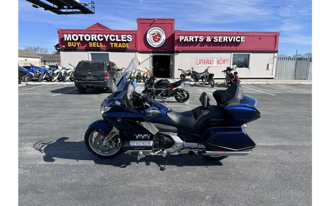 2018 Honda Gold Wing Tour - Pearl Hawkseye Blue