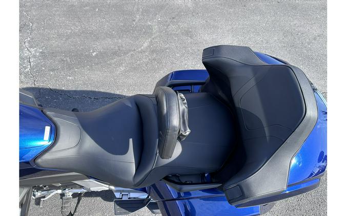 2018 Honda Gold Wing Tour - Pearl Hawkseye Blue