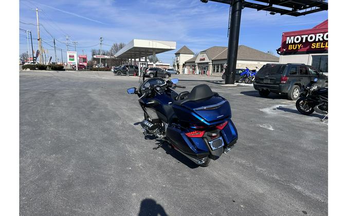 2018 Honda Gold Wing Tour - Pearl Hawkseye Blue