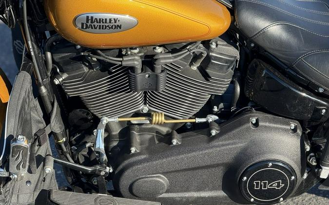 2023 Harley-Davidson® FLHCS - Heritage Classic
