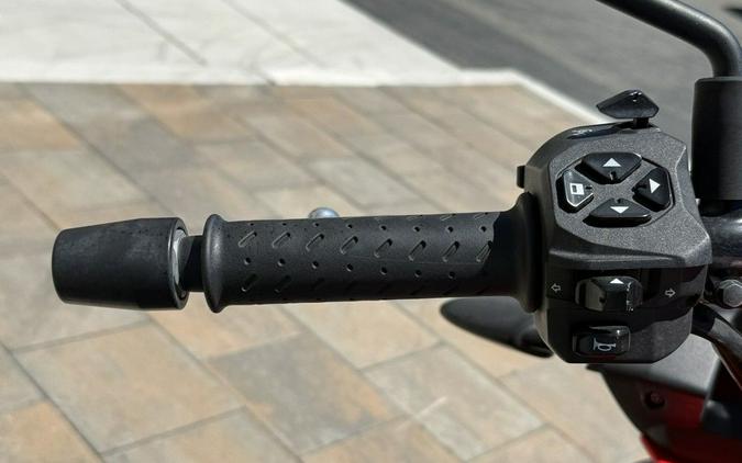 2021 Aprilia® Tuono 660
