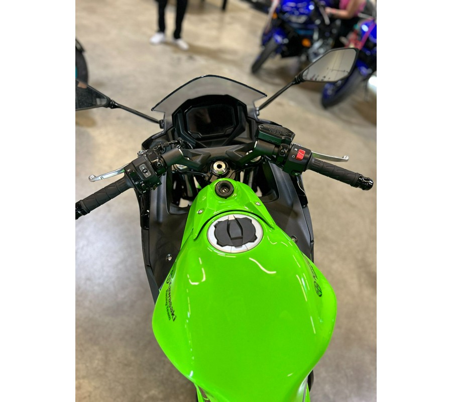 2023 Kawasaki Ninja 650 ABS KRT Edition