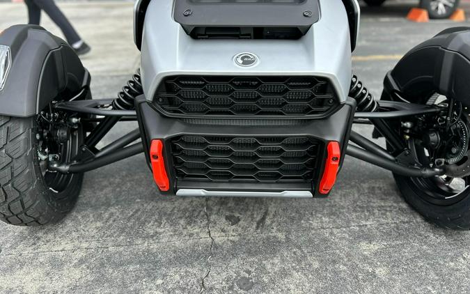 2025 Can-Am CANYON XT