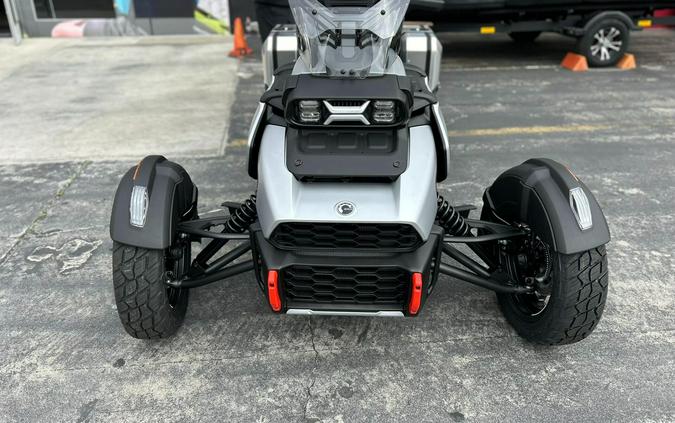 2025 Can-Am CANYON XT
