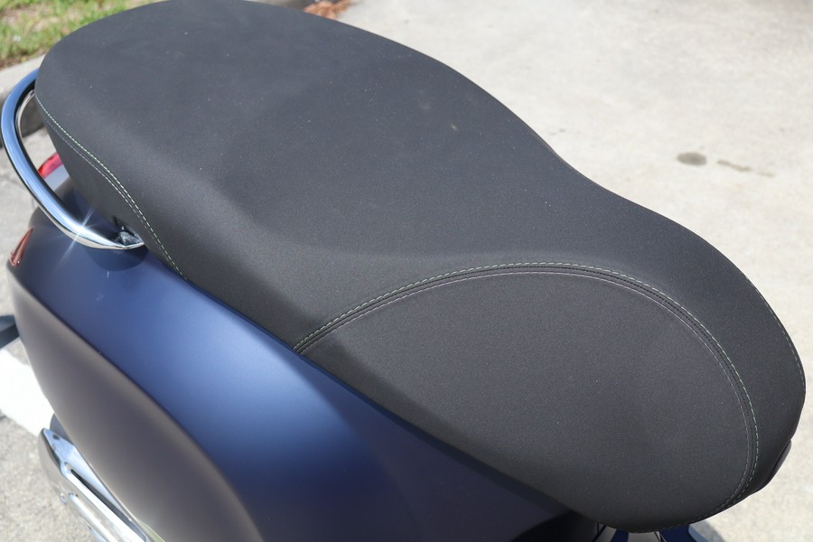 2025 Vespa Primavera 150 Tech