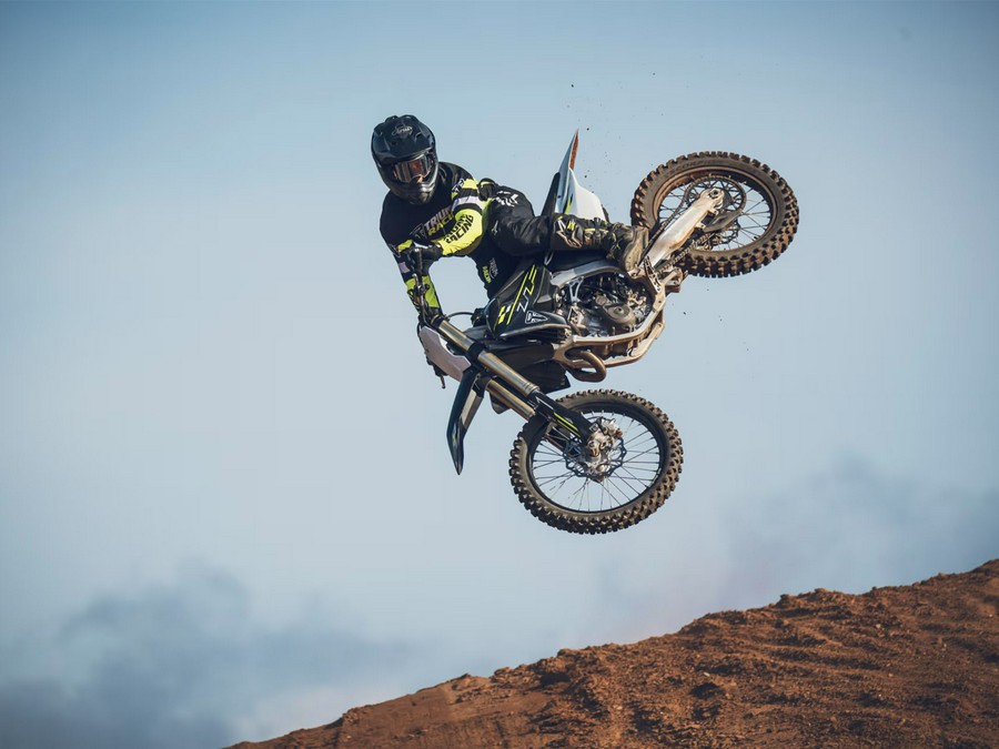 2026 Triumph TF 450-X