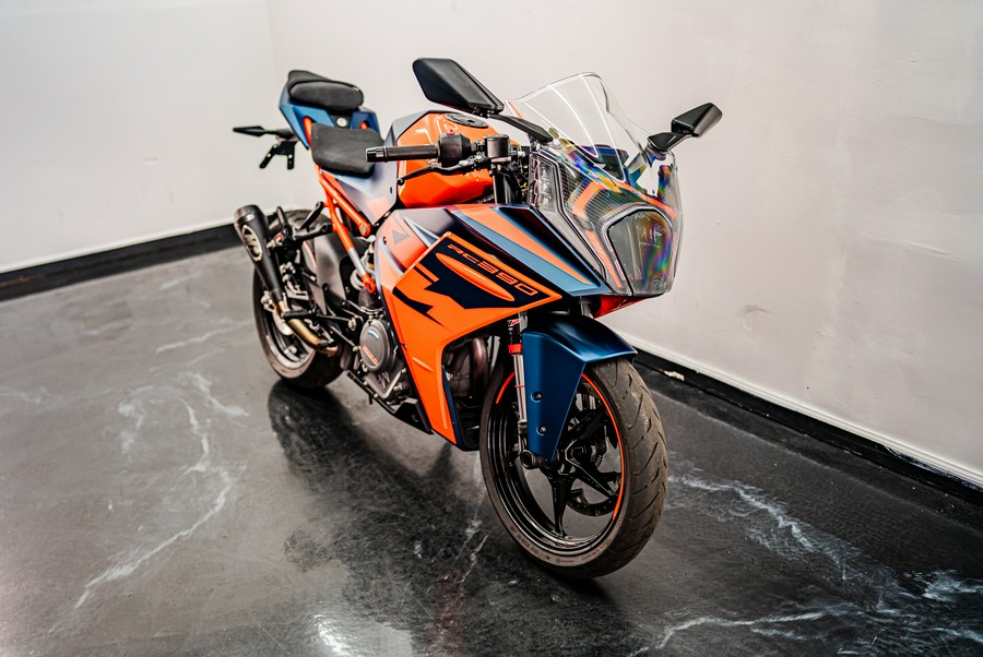 2022 KTM RC 390
