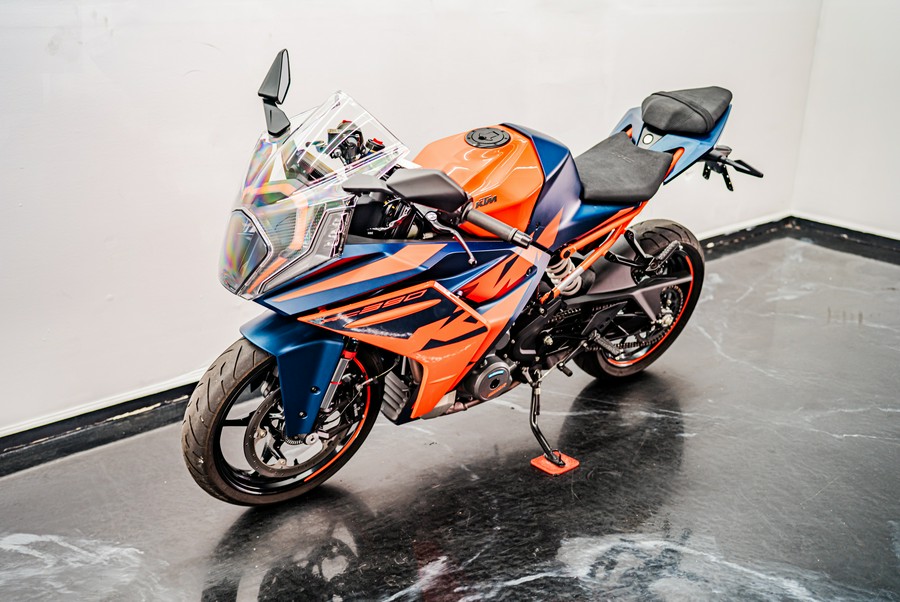 2022 KTM RC 390