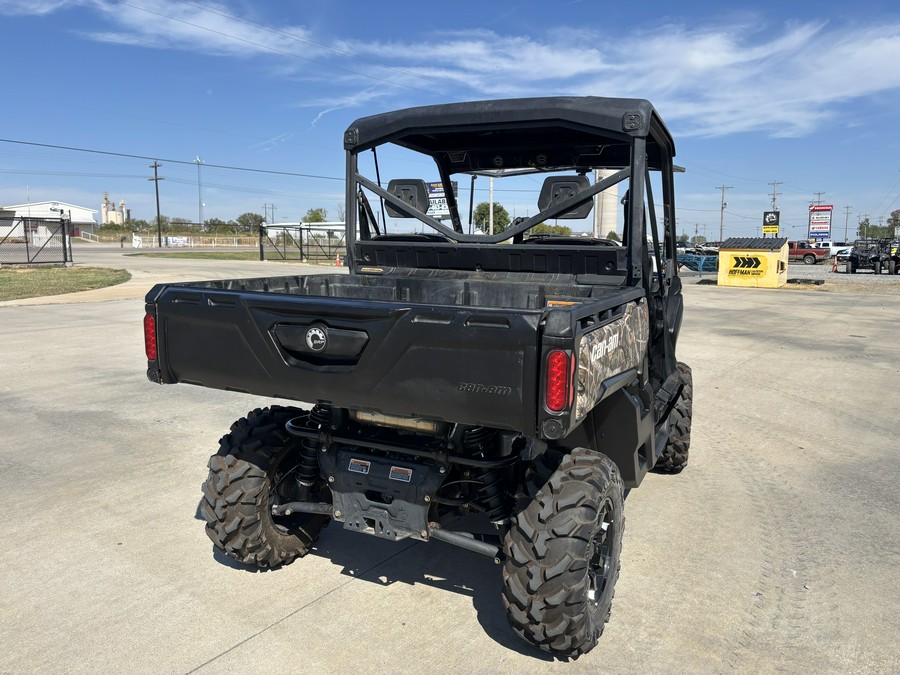 2024 Can-Am Defender XT HD10