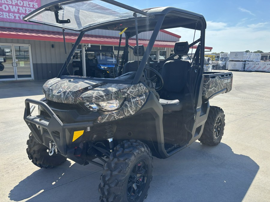 2024 Can-Am Defender XT HD10