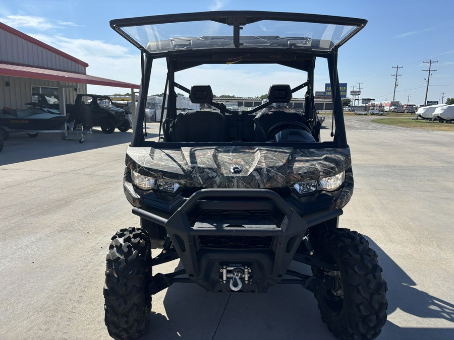 2024 Can-Am Defender XT HD10