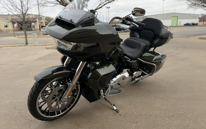 2026 Harley-Davidson® Road Glide Limited Olive Steel Metallic / Vivid Black Chrome Trim