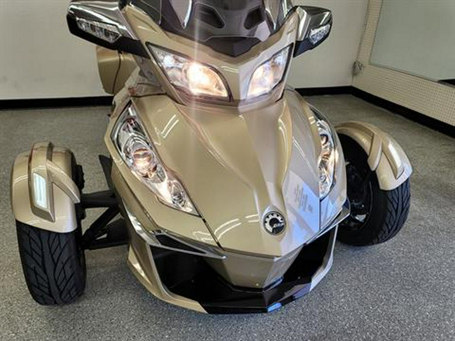 2017 Can-Am Spyder RT Limited