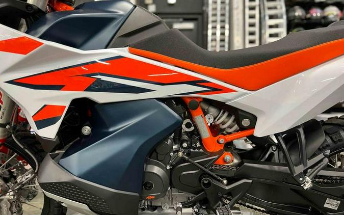 2024 KTM 890 Adventure R